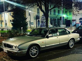 jaguar xj8 3.2 executive