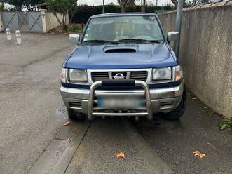 pick up navara d22
