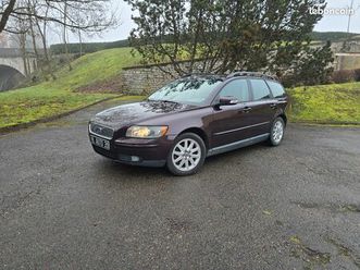 volvo v50 2l 136 cv break entretenu