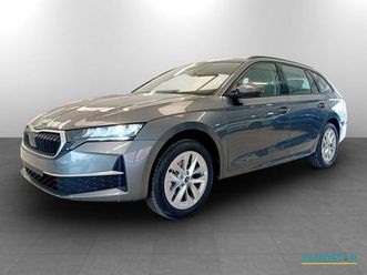 skoda octavia station wagon 1.5 tsi mhev selection 115cv dsg nuova a piacenza