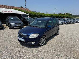 skoda roomster 1.6i 105 ch confort dsg7 bva suivis