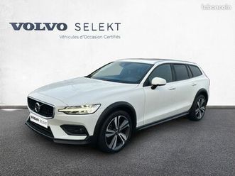 volvo v60 d4 awd 190 ch geartronic 8 cross country pro