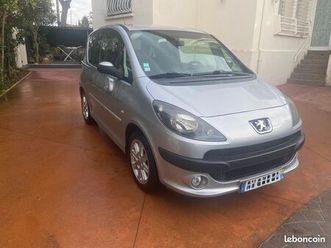 peugeot 1007 1.6 hdi 16v 110ch fap blue lion sporty