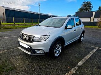 dacia sandero stepway de 2017 toujours entretenue renault