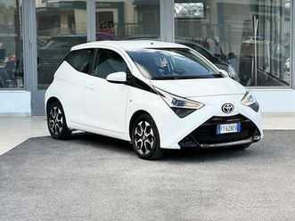 toyota aygo 1.0 benzina 72cv e6 neo. automatica