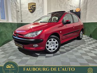 peugeot 206 (2) 1,4l 16s xt premium (10/2004) - toit ouvrant électrique- sono jbl- clim- distribution ok- vitres electriques av/ar