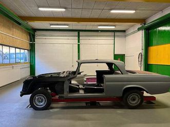 mercedes benz 280se 3.5 coupé restauration objekt