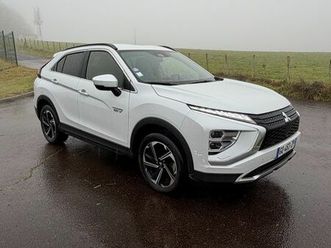 mitsubishi eclipse cross 2.4 mivec phev 188ch intense 4wd tva récupérable