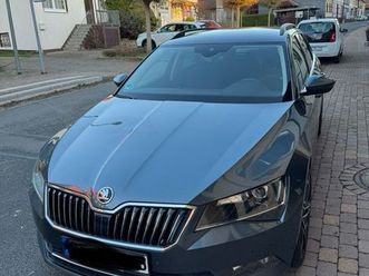 auto skoda superb kombi 2.0 tdi dsg
