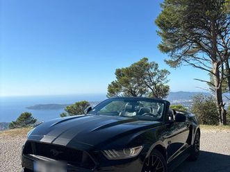 magnifique mustang gt v8 5.0 convertible
