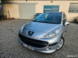 peugeot 207sw 1.6 hdi90ch - 5cv - trendy * 72.000km * parfait etat * revise * garantie 12 mois
