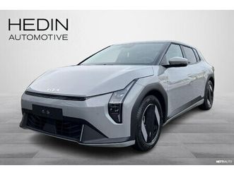 earth fwd 81,4kwh 204hv premium 5d