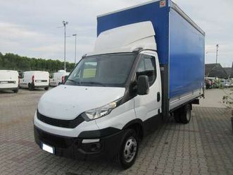 35c17 cassone con centine e teli laterali