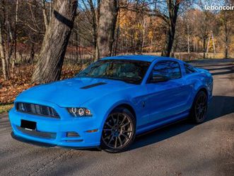 ford mustang coupé v6 3.7 309ch