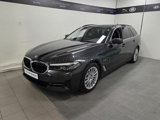 bmw 5-ös sorozat 530e xdrive (automata) vezetett szervizkönyv / elektromos bőrúlések / kamera / carplay / téli-nyári gum