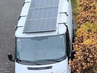 ford transit tourneo mit 2 solarpaneelen