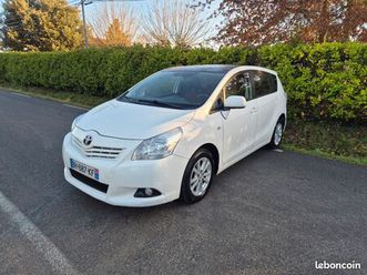toyota verso 7 places