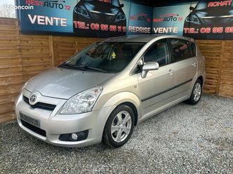 toyota corolla verso 136 d-4d luna 5 places