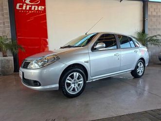 renault symbol privilège hi-flex 1.6 16v 4p 2010