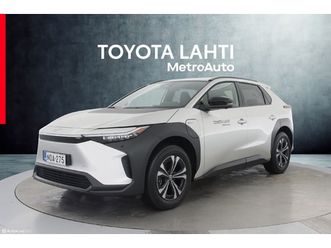 style edition i vähän ajettu esittelyauto nopeaan toimitukseen!