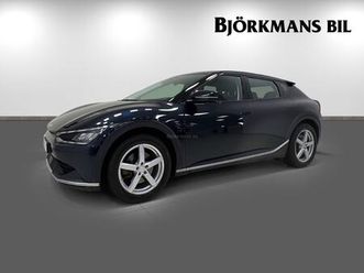 rwd 77.4 kwh 228hk/momsbil/ dragkrok