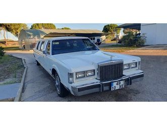 lincoln town car limousine saintropez