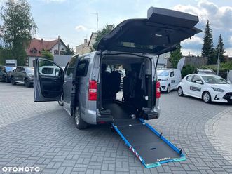 toyota proace verso 2.0 d4-d long business