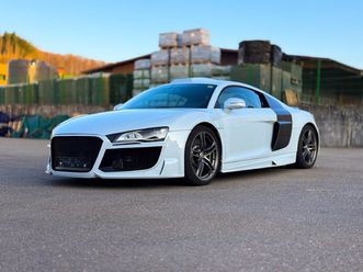 r8 coupé 5.2 fsi v10 quattro