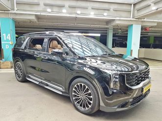 kia carnival full options 23,400 eur