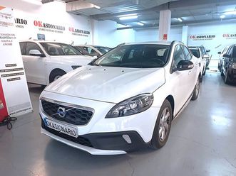 volvo v40 cross country 1.6 d2 kinetic auto