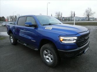 dodge ram 1500 5,7 hemi 295kw bighorn