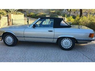 1987 mercedes sl class marron manuel, 5 vitesses conduite...