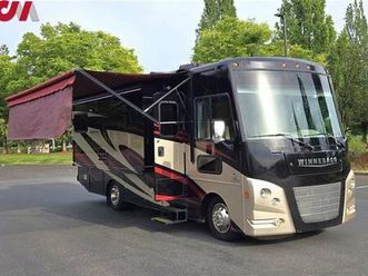 2017 winnebago vista winnebago vista lx 27n van