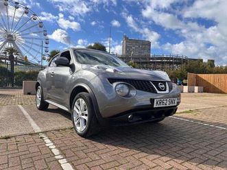 2013 nissan juke 1.6 acenta 5dr [premium pack] hatchback petrol manual