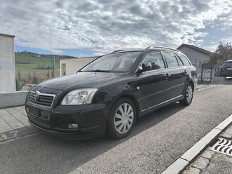 toyota avensis 2.0, kombi, 176300km, schwarz