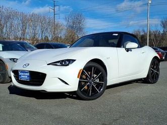 new 2025 mazda mx-5 miata grand touring