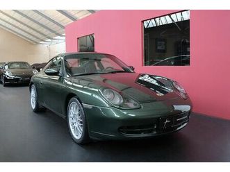 porsche 996 carrera 4 coupé - unikat in oakgrünmet.