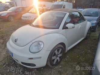 volkswagen new beetle 1.9 tdi 105cv cabrio lim. re