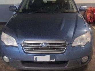 subaru outback 2.5 cause départ à l'étranger