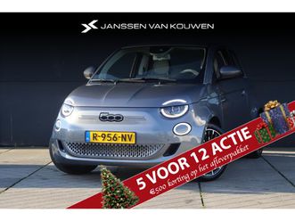 fiat 500 3+1 la prima 42 kwh / leder / navi