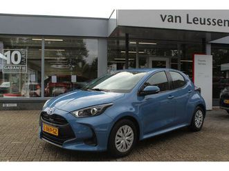 toyota yaris 1.5 hybrid ad-cruise camera clima bluetooth dab apple/android