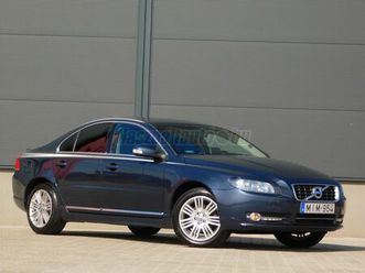 volvo s80 d bőr navi szervizkönyv