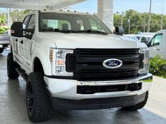 2019 ford f-250 super duty crew cab ! like new ! lifted ! easy finance