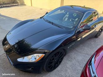 superbe maserati granturismo 4.2 v8 full black 405ch