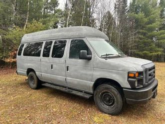 clean 2008 ford e250 van
