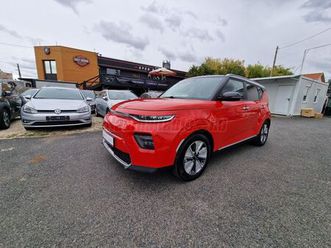 kia soul ev 64kwh platinum áfás. gyári garanciás. autómata. ülés fűtés szellőztetés. kormány fűtés. színes