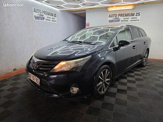toyota avensis sw 2.0 d_4d 124 cv style ct ok gps caméra toit panoramique phase||