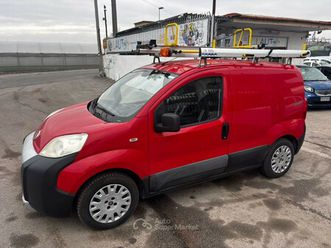 allestito per lavoro