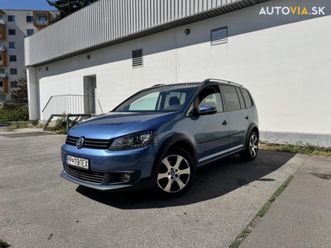 volkswagen touran cross 1.6 tdi dsg za 8 490 €