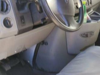 2011 ford e-450 cutaway truck – 143k miles – motivated seller